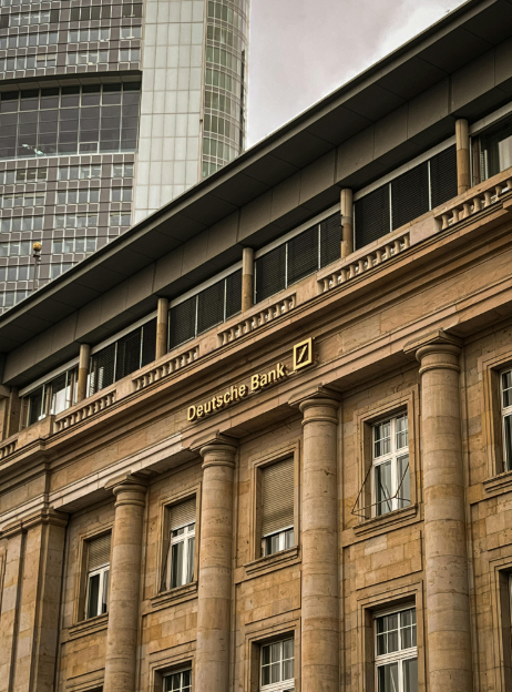 Deutsche Bank Predicts Bitcoin in Central Bank Reserves by 2030 - selman tech || selmantech com || selmantech com app download