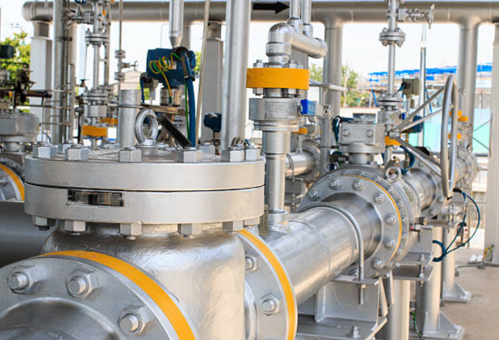 Improving Industrial Efficiency with Advanced Oil Solutions - selman tech || selmantech com || selmantech com app download