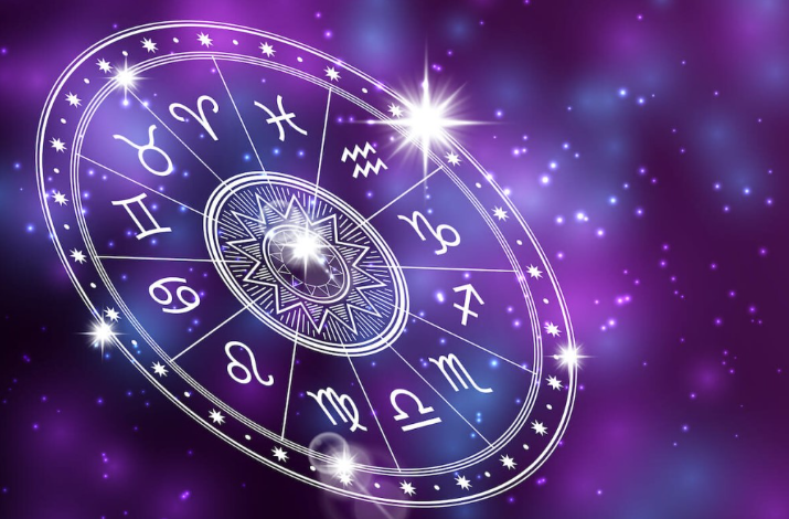 Astrology-Driven Insights in Business Forecasting: How HintApp Helps Decode Trends and Human Potential