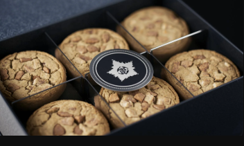 Cookie Tin Containers: Fresh and Convenient Storage for Your Cookies