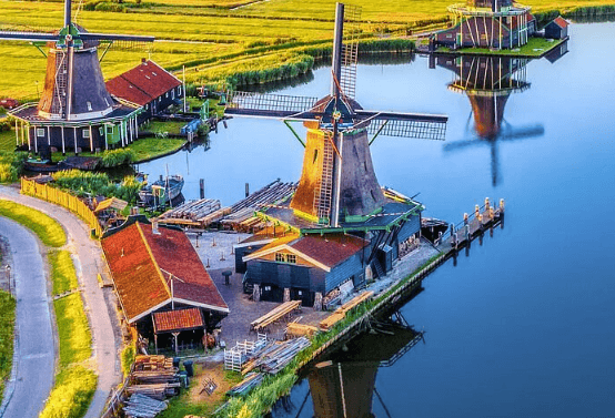 Enhance Your Amsterdam Windmill Tour with a Private Driver Amsterdam